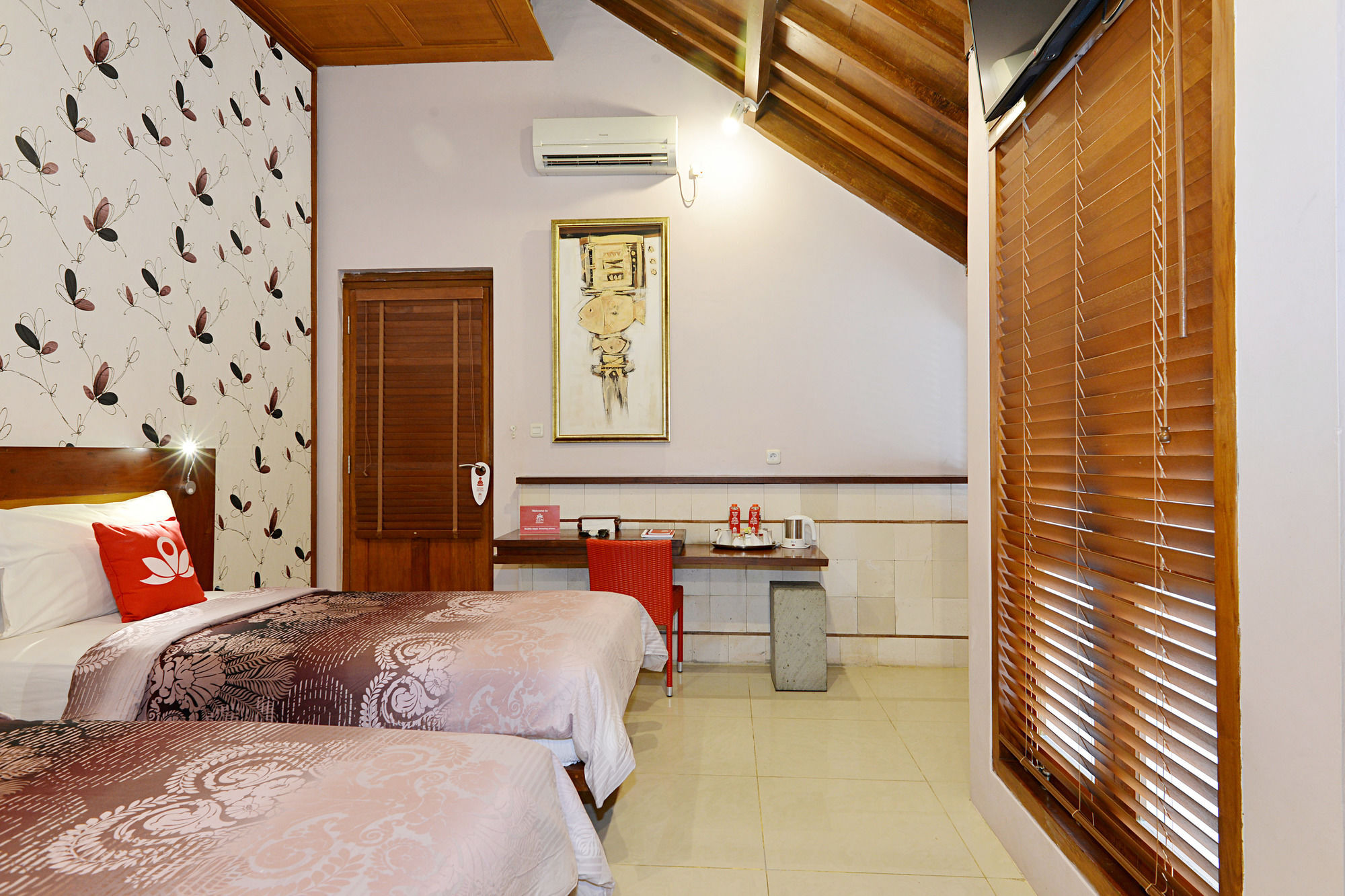 Hotel Zen Premium Tegal Panggung Danurejan Yogyakarta Exterior foto